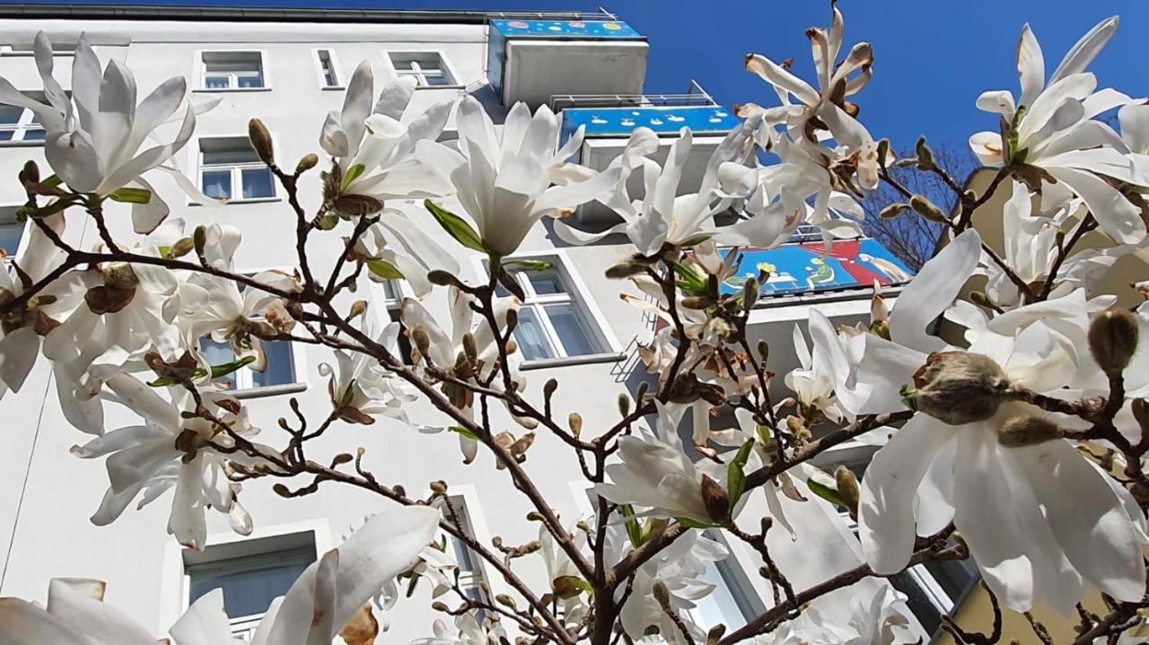 Bornholmer Hof Im Prenzlauer Berg Berlin Bagian luar foto