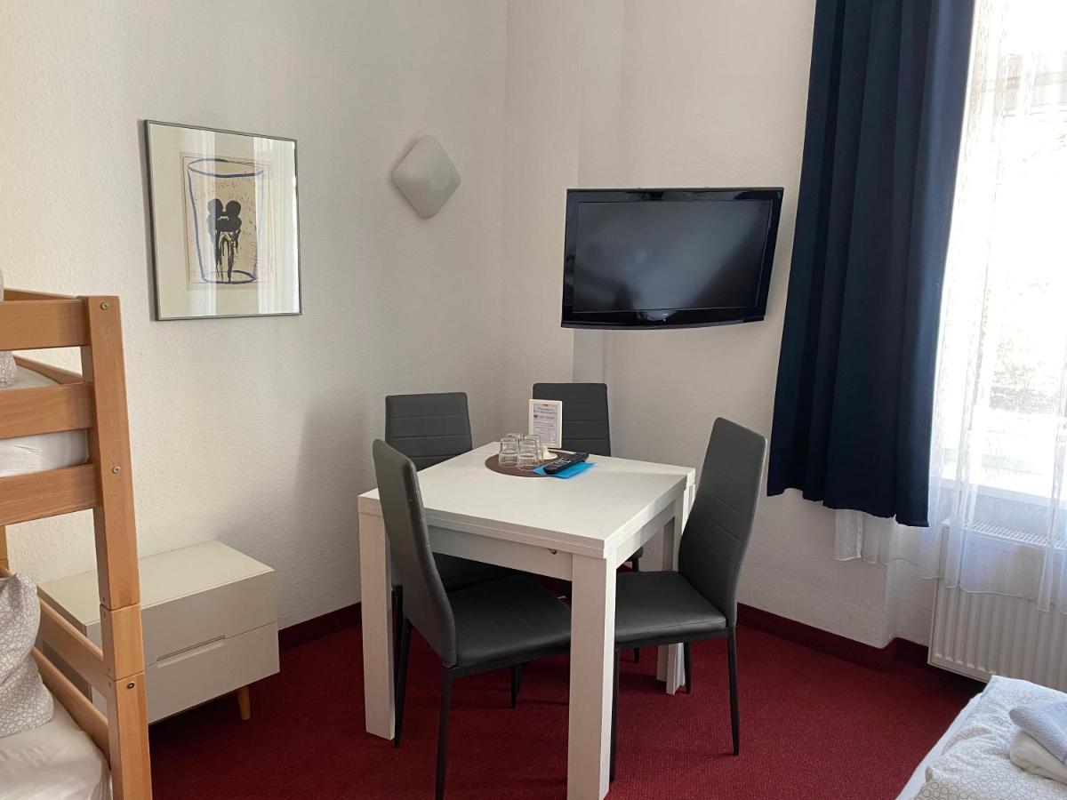 Bornholmer Hof Im Prenzlauer Berg Berlin Bagian luar foto